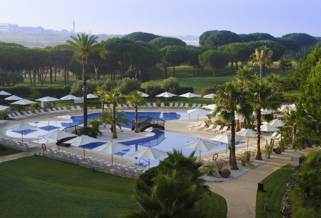 Precise Resort El Rompido-The Hotel Exterior photo The pool at the Hotel Rome
