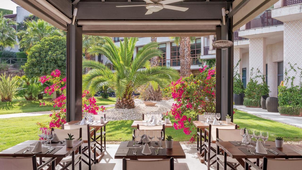 Precise Resort El Rompido-The Hotel Exterior photo The restaurant at the hotel